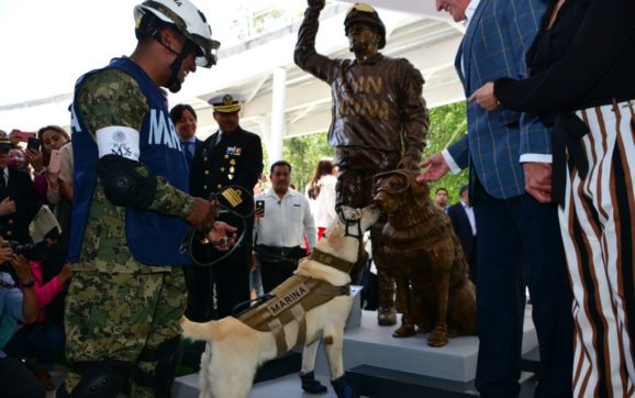 #Frida ya tiene su propio monumento.