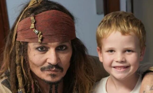 ¡El Pirata Jack Sparrow invade un hospital!